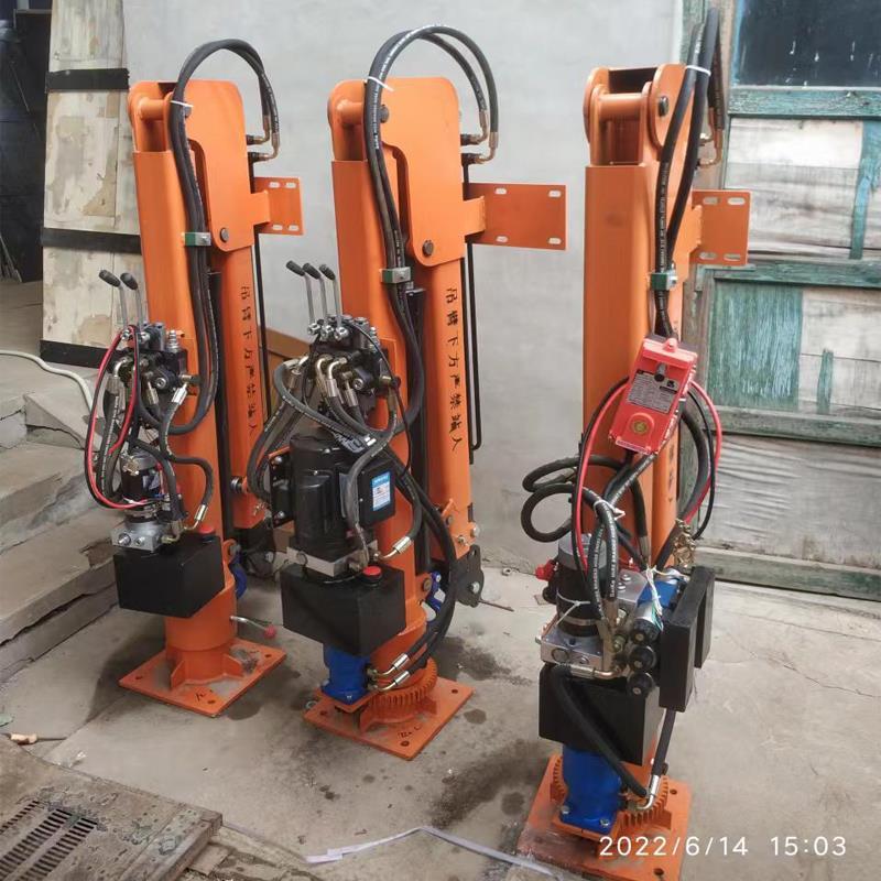 秀林乡重汽蓝牌随车吊 3.2吨 国六动力强 液压驱动 农用自卸起重机